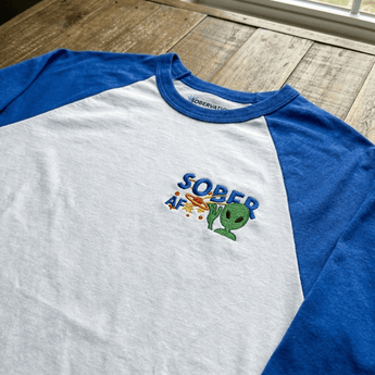 Sober AF Alien | Embroidered 3/4 Sleeve Raglan Shirt - S | Sobervation